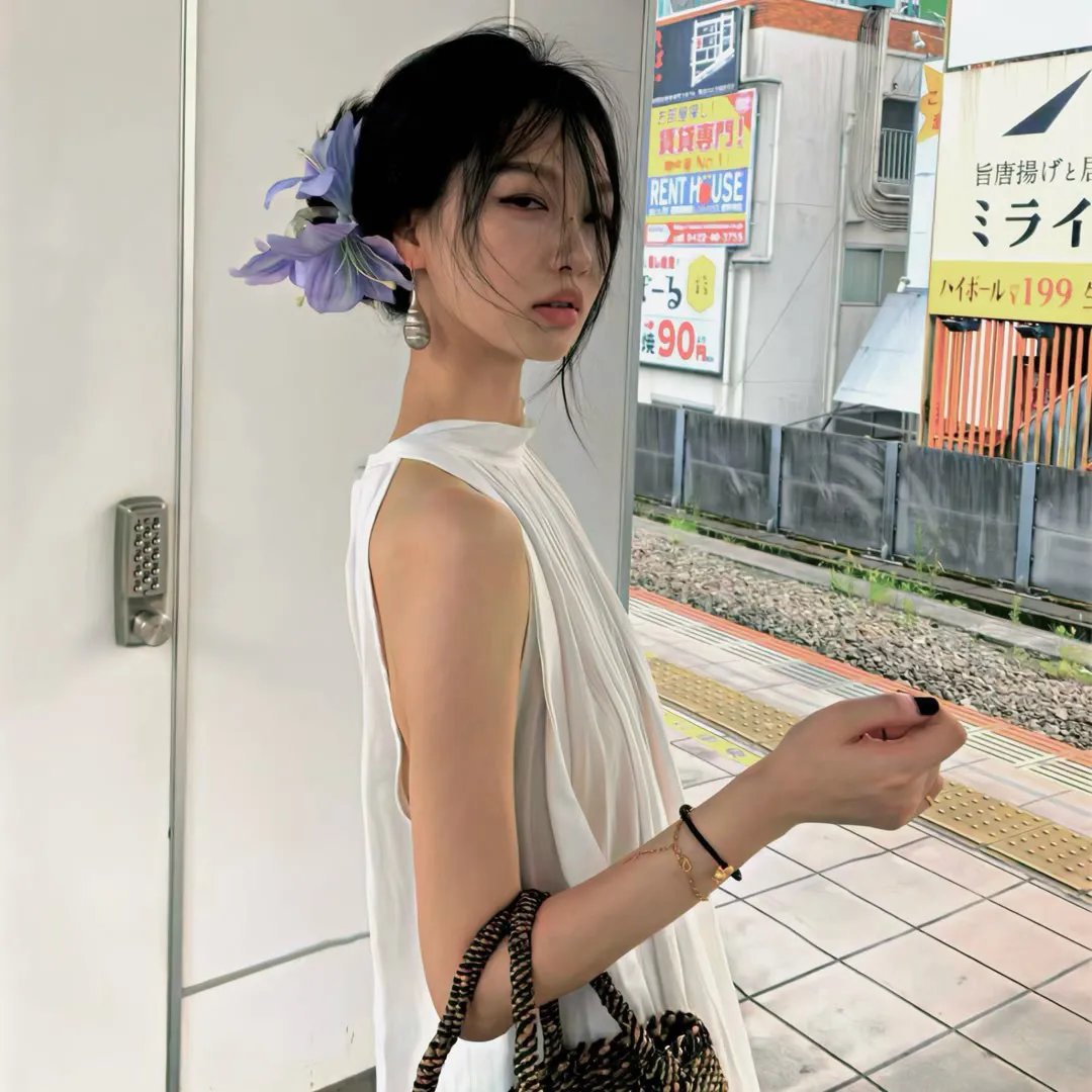 诗人奶奶封面